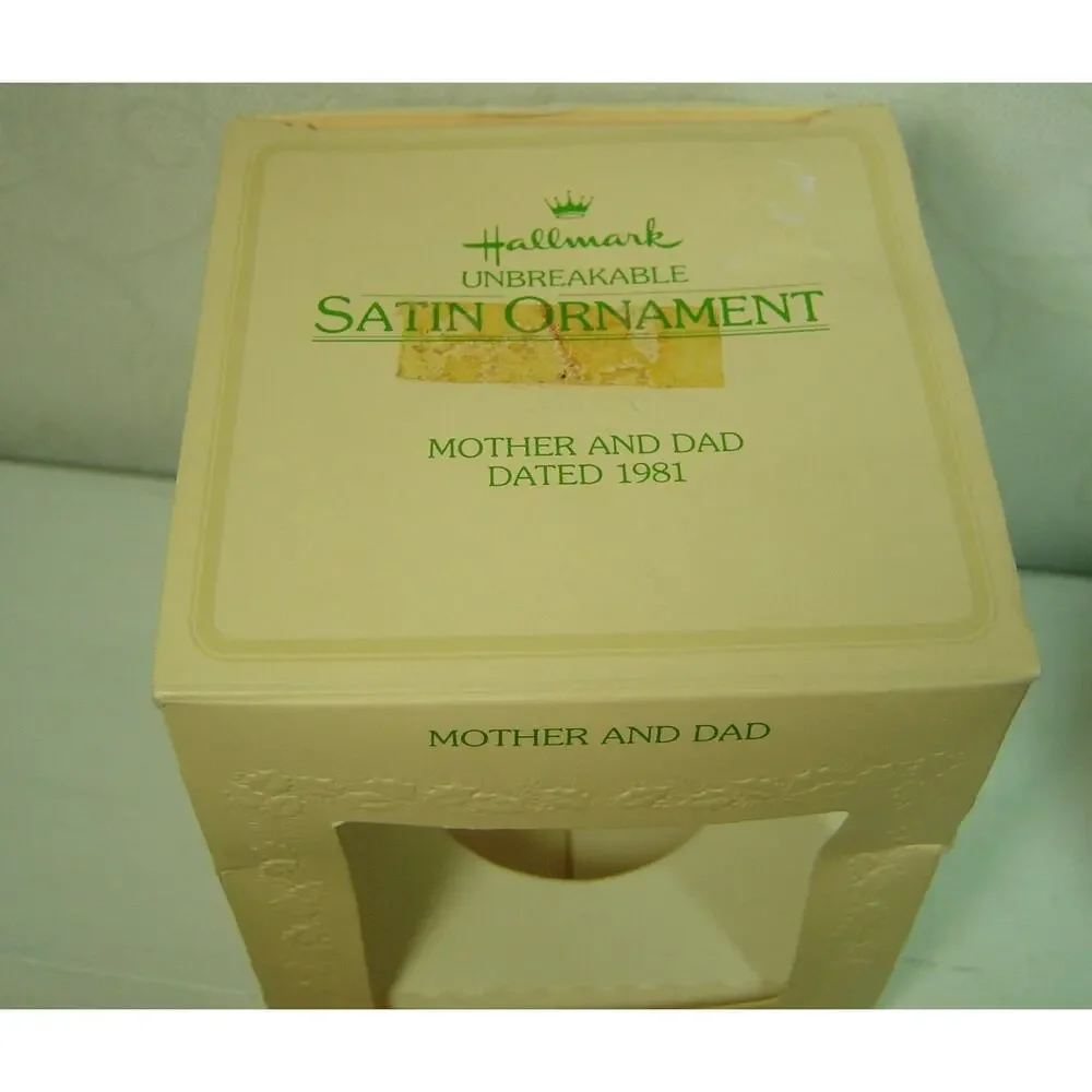 VINTAGE HALLMARK SATIN BALL ORNAMENT-